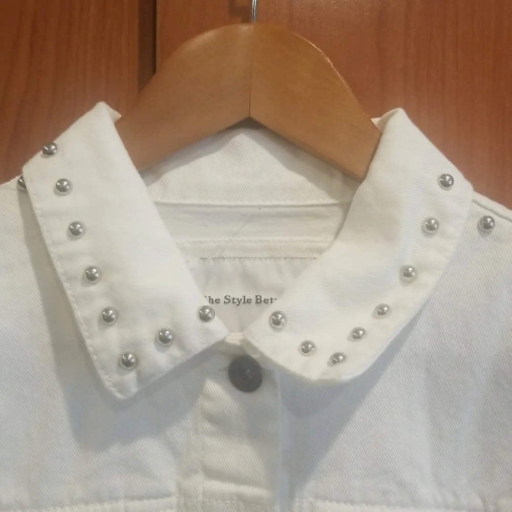 NWOT White Studded Denim Jean Jacket_2